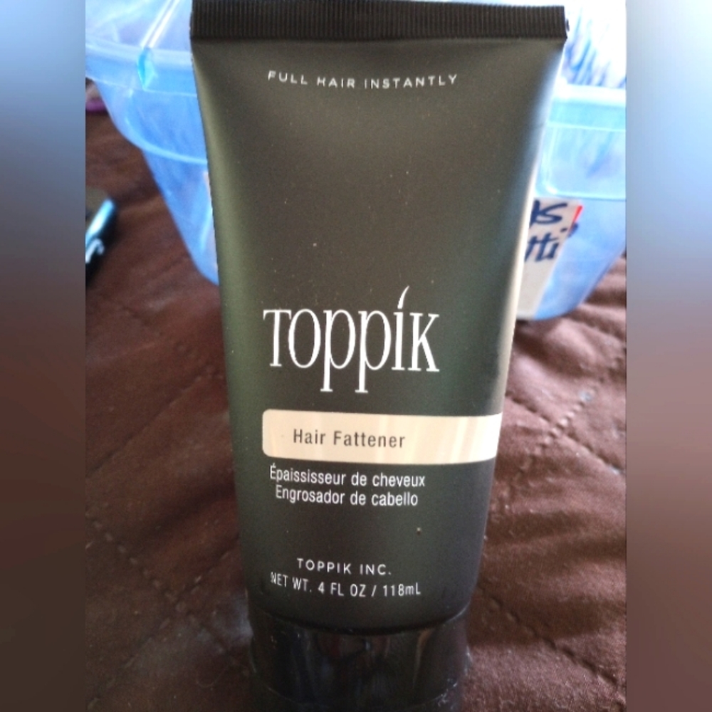 * temporarily unavailable* New toppik hair fattener * temporarily unavailable*